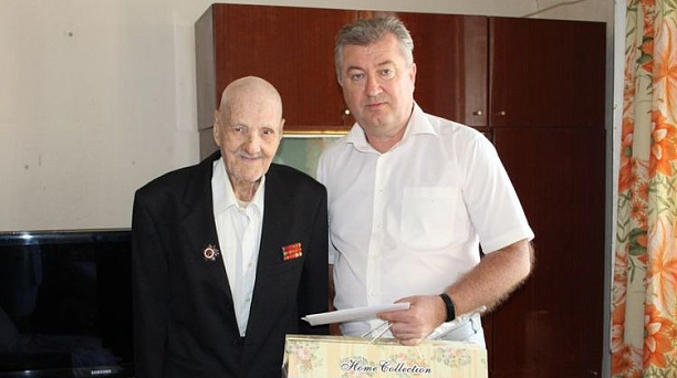 Сегодня участник Великой Отечественной войны Рудометкин Петр Михайлович отметил 95-летний юбилей