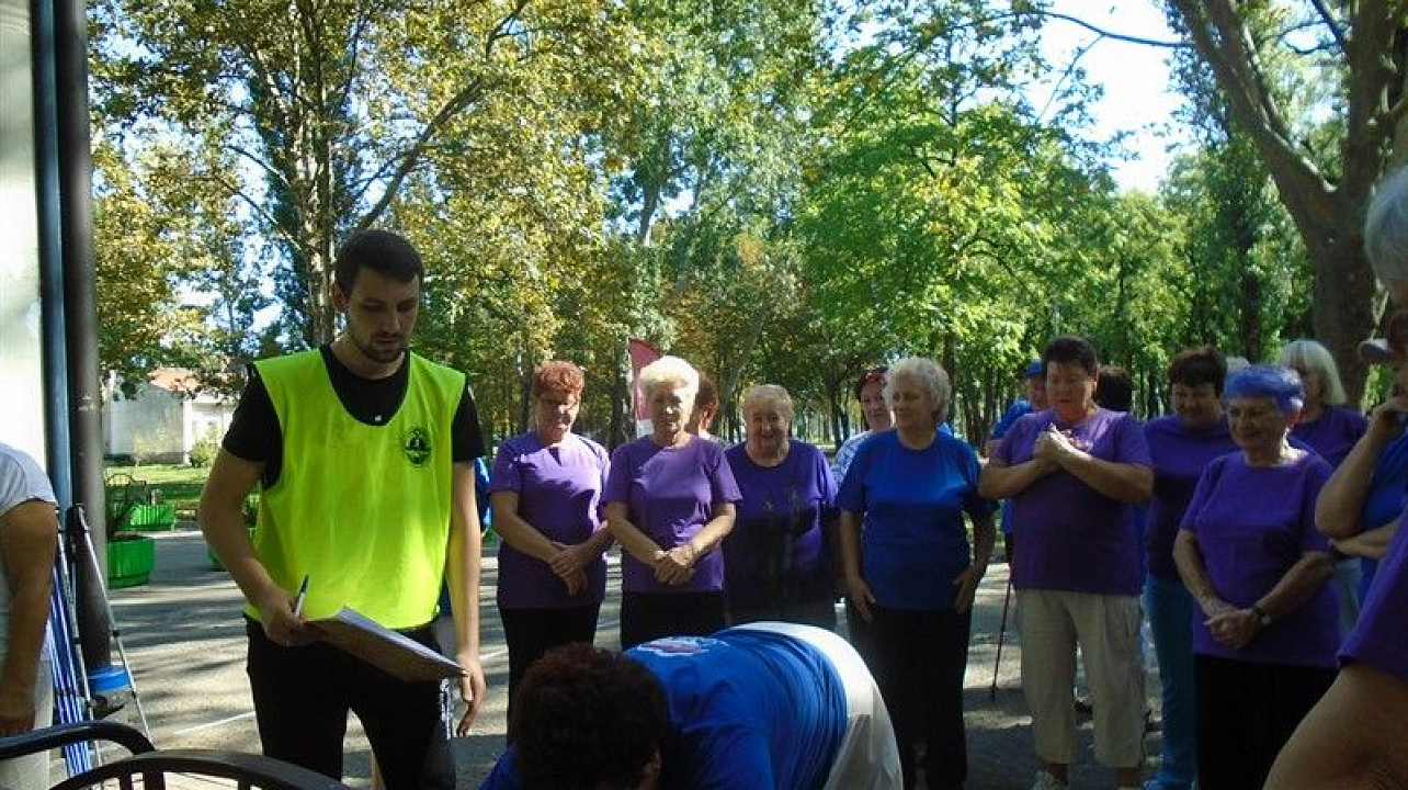 Союз пенсионеров Карасунского округа сдает нормы ГТО.jpg