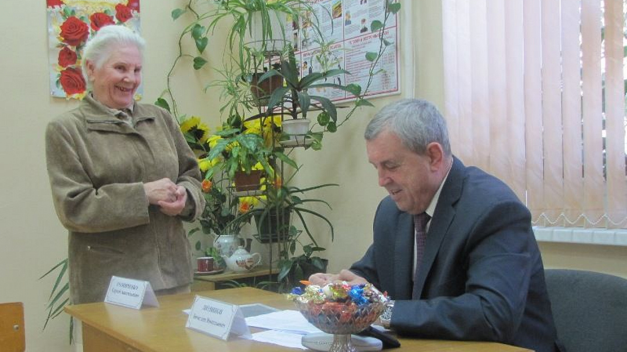 Глава Центрального округа встретился с руководителями ТОС