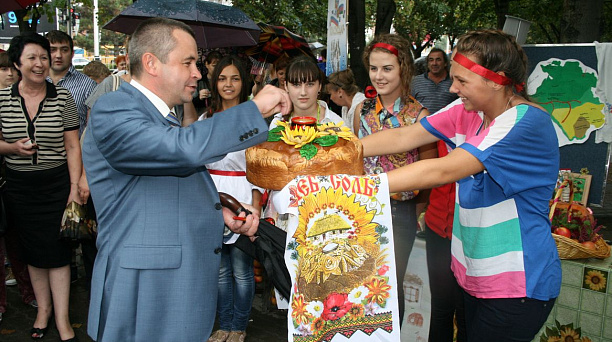 Округ ста национальностей отметил день Краснодара