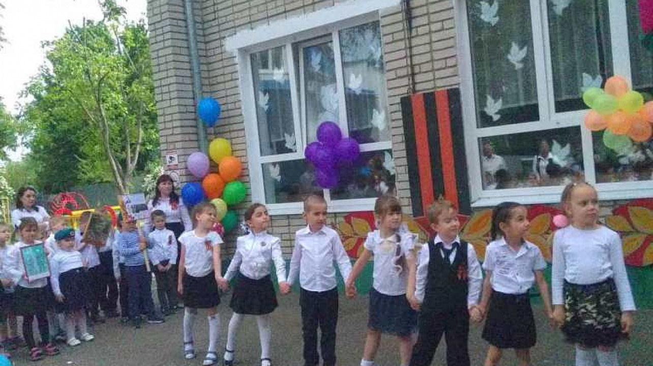 В детском саду №16, Западного округа, прошло торжественное мероприятие, посвящённое Дню Победы