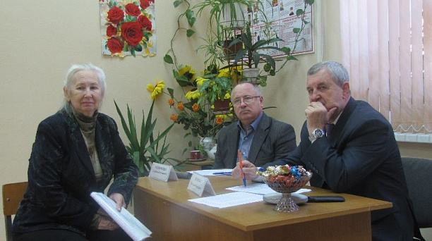 Глава Центрального округа встретился с руководителями ТОС