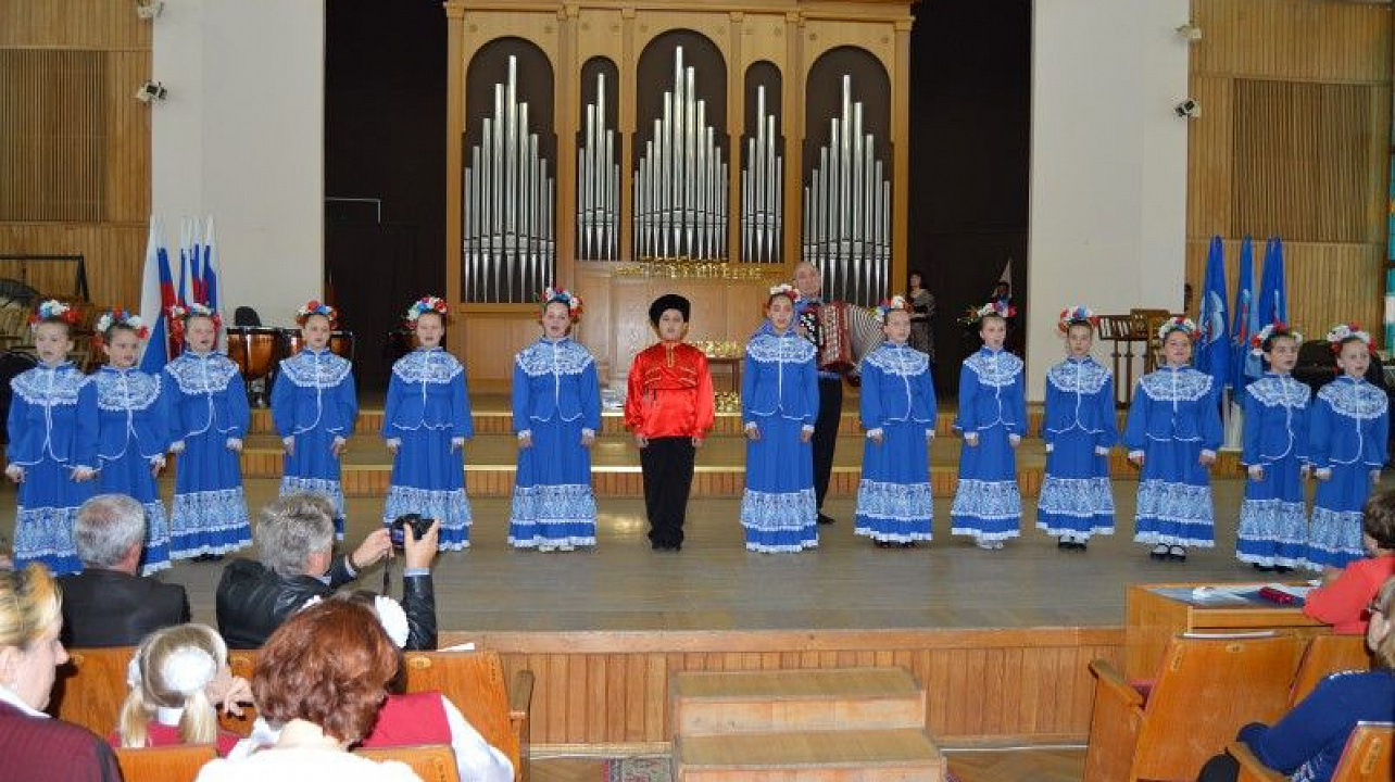 Увенчаем год 70-летия Победы большим праздником (1).JPG