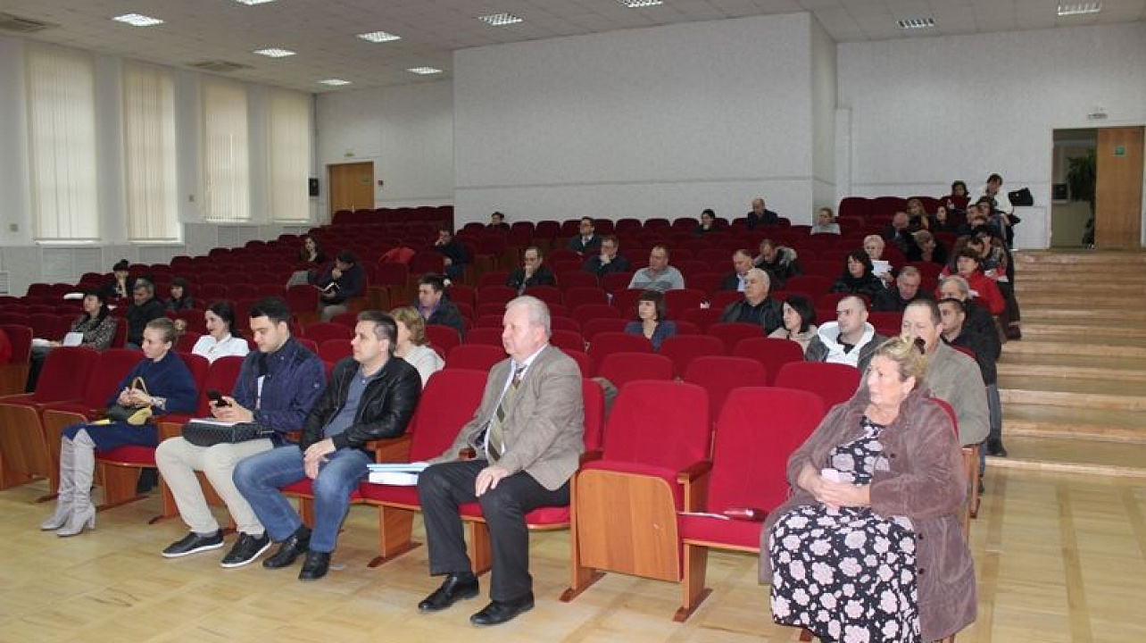 Предприятия и организации Центрального округа наведут новогодний лоск до 1 декабря