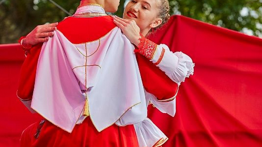 folkloria2017_byernst_Otrazhenie5.jpg