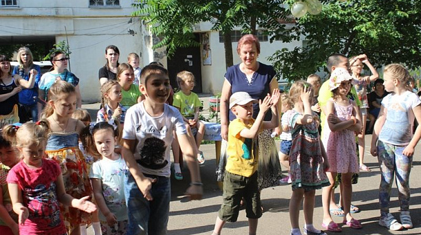 В Центральном округе проходят праздники, посвященные Дню защиты детей