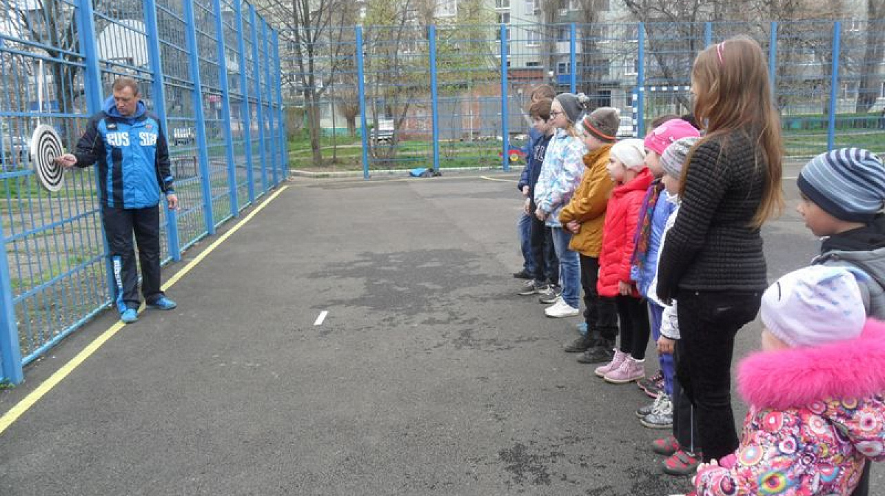 В Центральном округе прошел турнир по дартсу