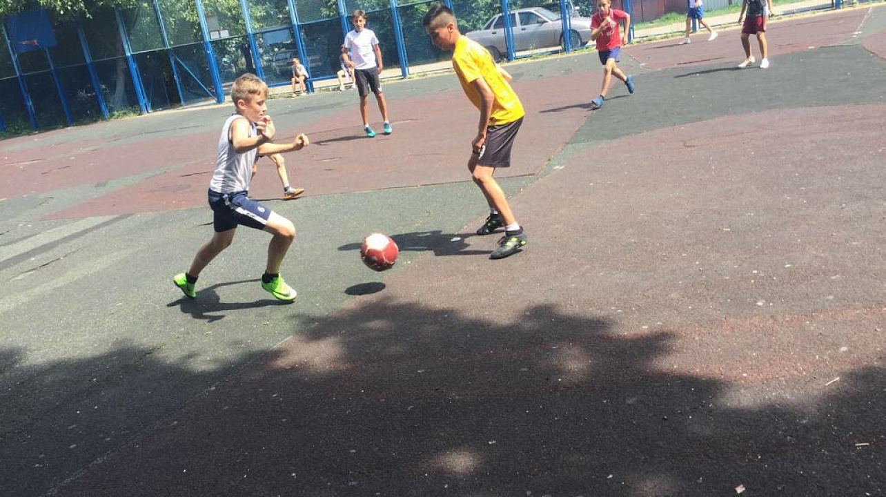 В Краснодаре продолжается I этап летнего турнира по мини-футболу