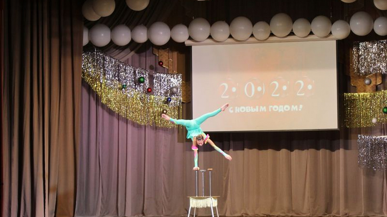 Глава администрации Центрального округа Елена Малова поздравила жителей округа с наступающим Новым годом