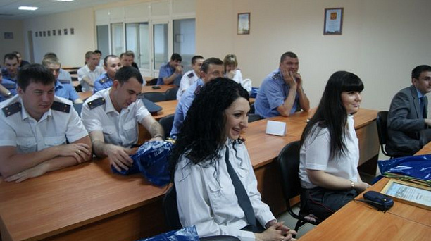 В тесном взаимодействии