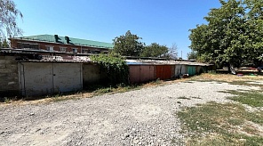 В поселке Плодородном запланировано собрание граждан по вопросу сноса самовольно построенных капитальных гаражей