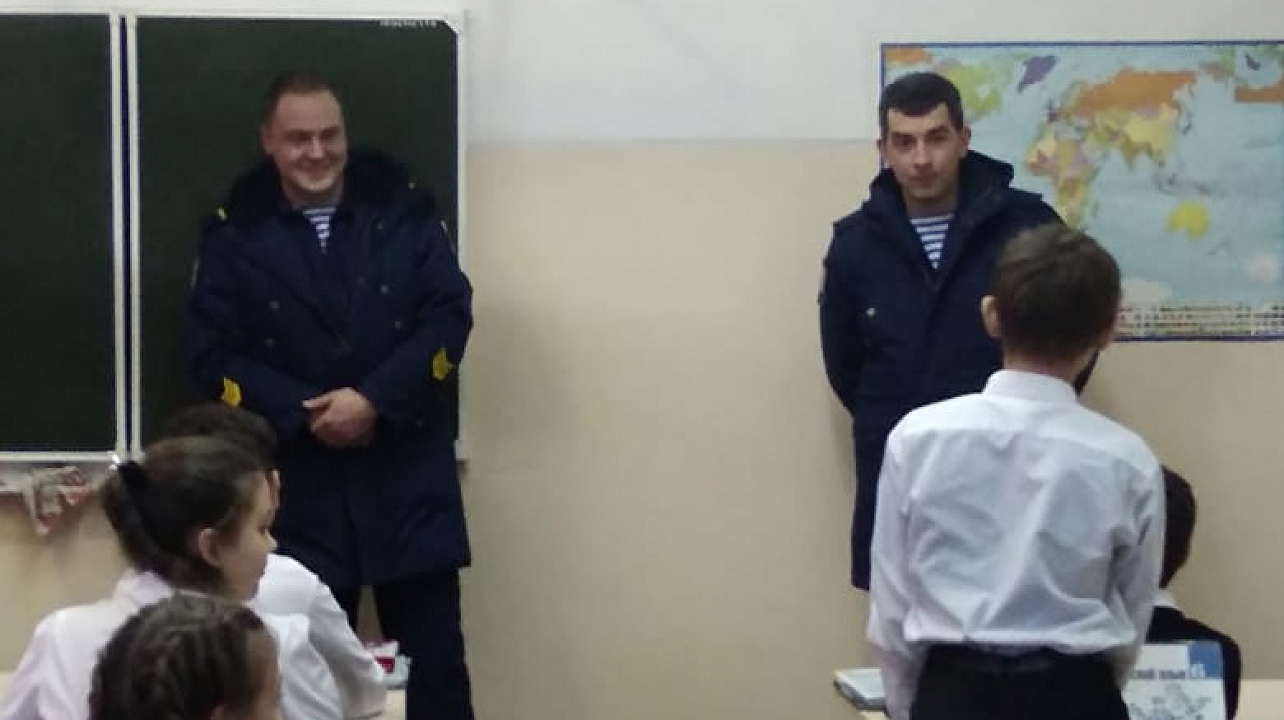 Урок мужества  прошел в школе № 60