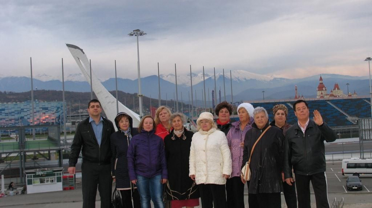 Актив ТОСов Прикубанского округа благодарит депутата ЗСК Дмитрия Ла-мейкина за организацию поездки в столицу Олимпиады-2104