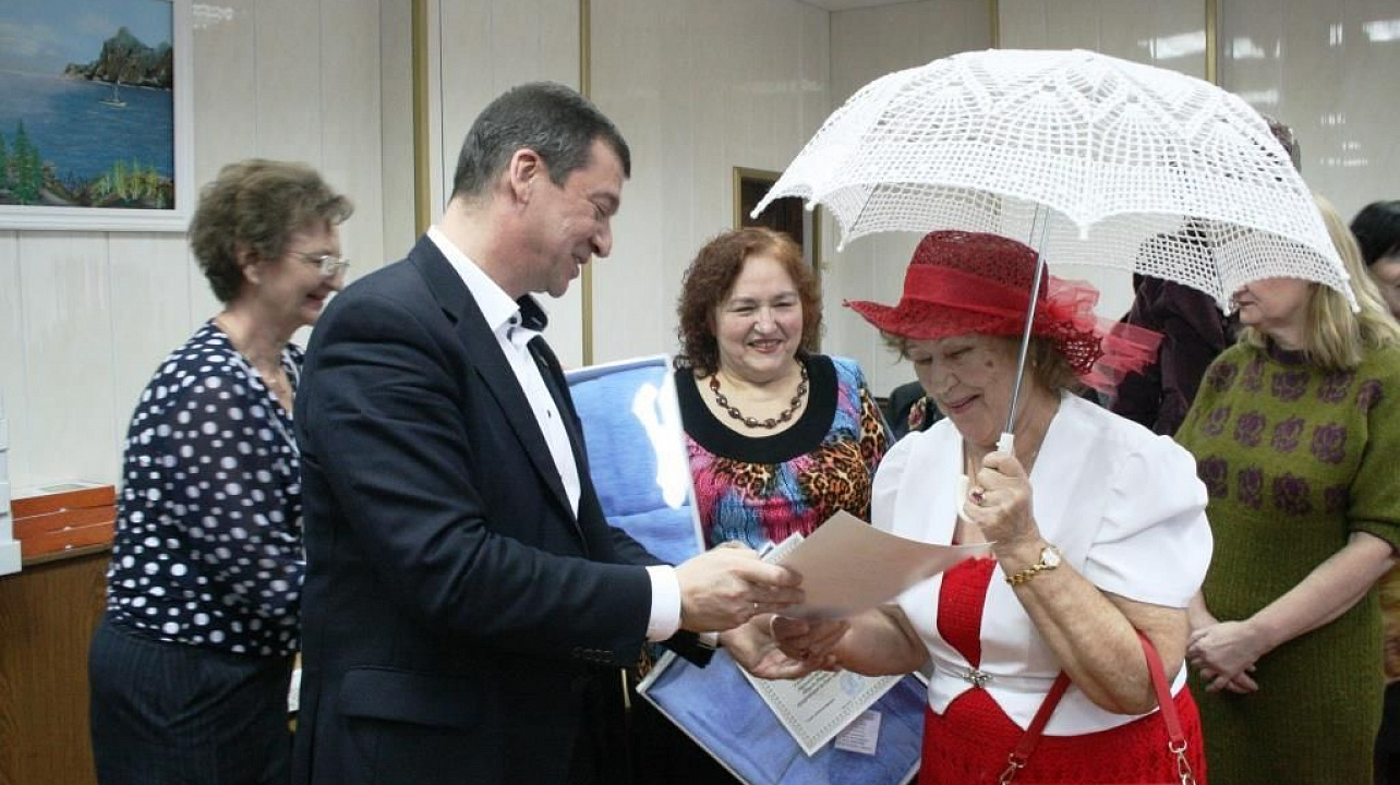 В Прикубанском округе наградили победителей творческого конкурса ко Дню народного единства