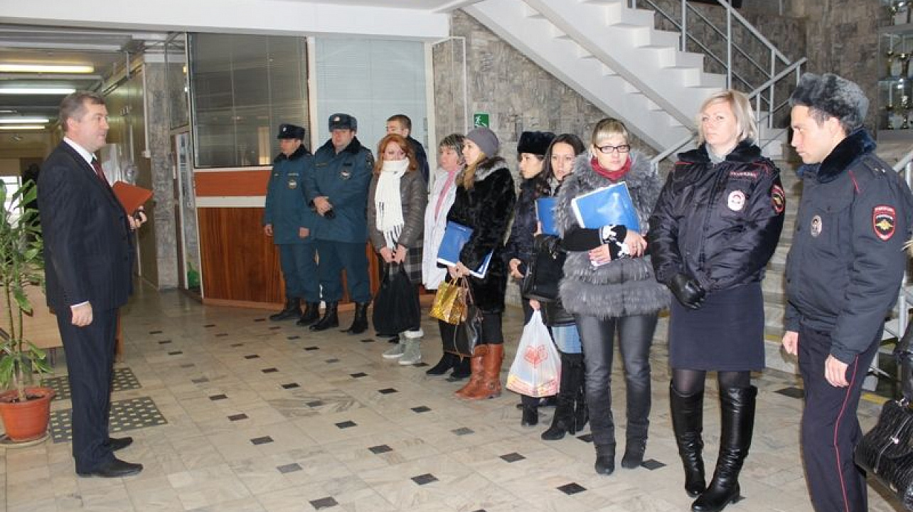 Семьи, оказавшиеся в трудной жизненной ситуации, взяты под особый контроль