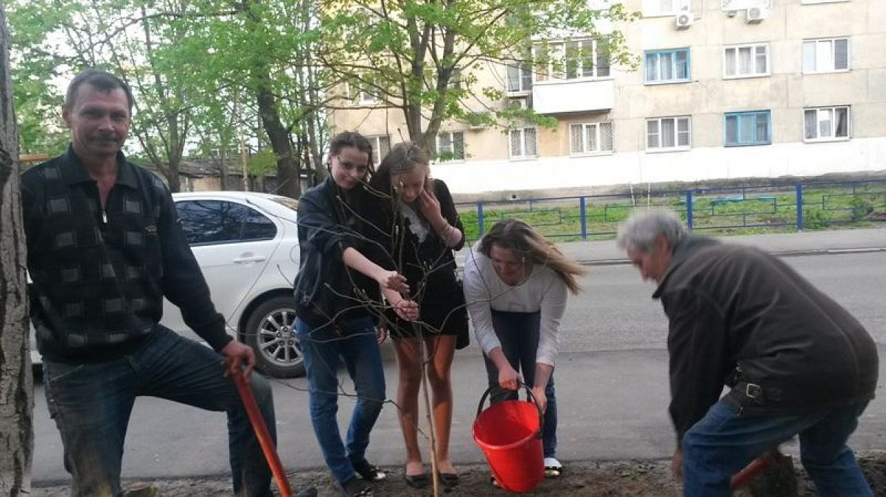 В Центральном округе проходят субботники