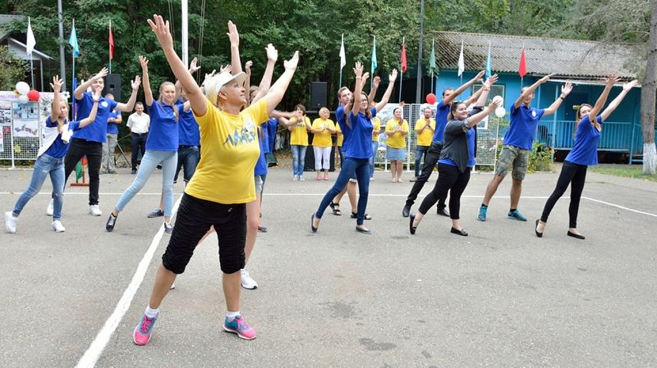 Прикубанские подростки провели слет ученического самоуправления.JPG