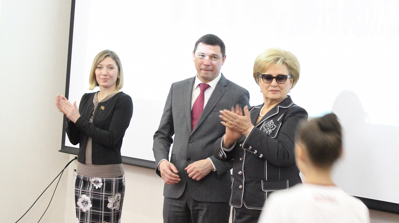 Спортивные итоги года подвели в Краснодаре. Атлетов и тренеров поблагодарил за достижения и поздравил с наступающим 2018 годом мэр Евгений Первышов. Часть 2.