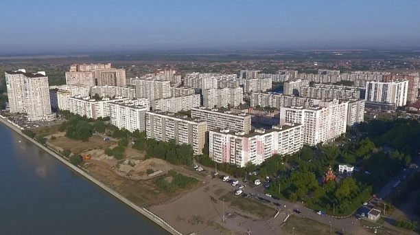 На Аллее 80-летия образования Краснодарского края будут расти 545  деревьев и 1400 кустарников