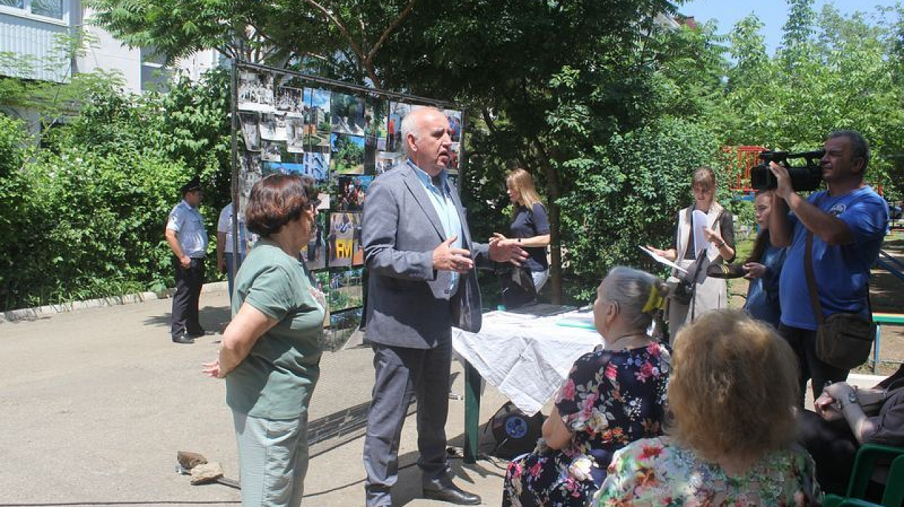 Центральный округ продолжает борьбу за победу в городском конкурсе на лучший орган ТОС