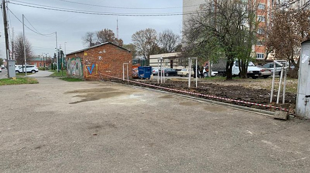 В Центральном округе продолжается борьба с незаконно установленными гаражами