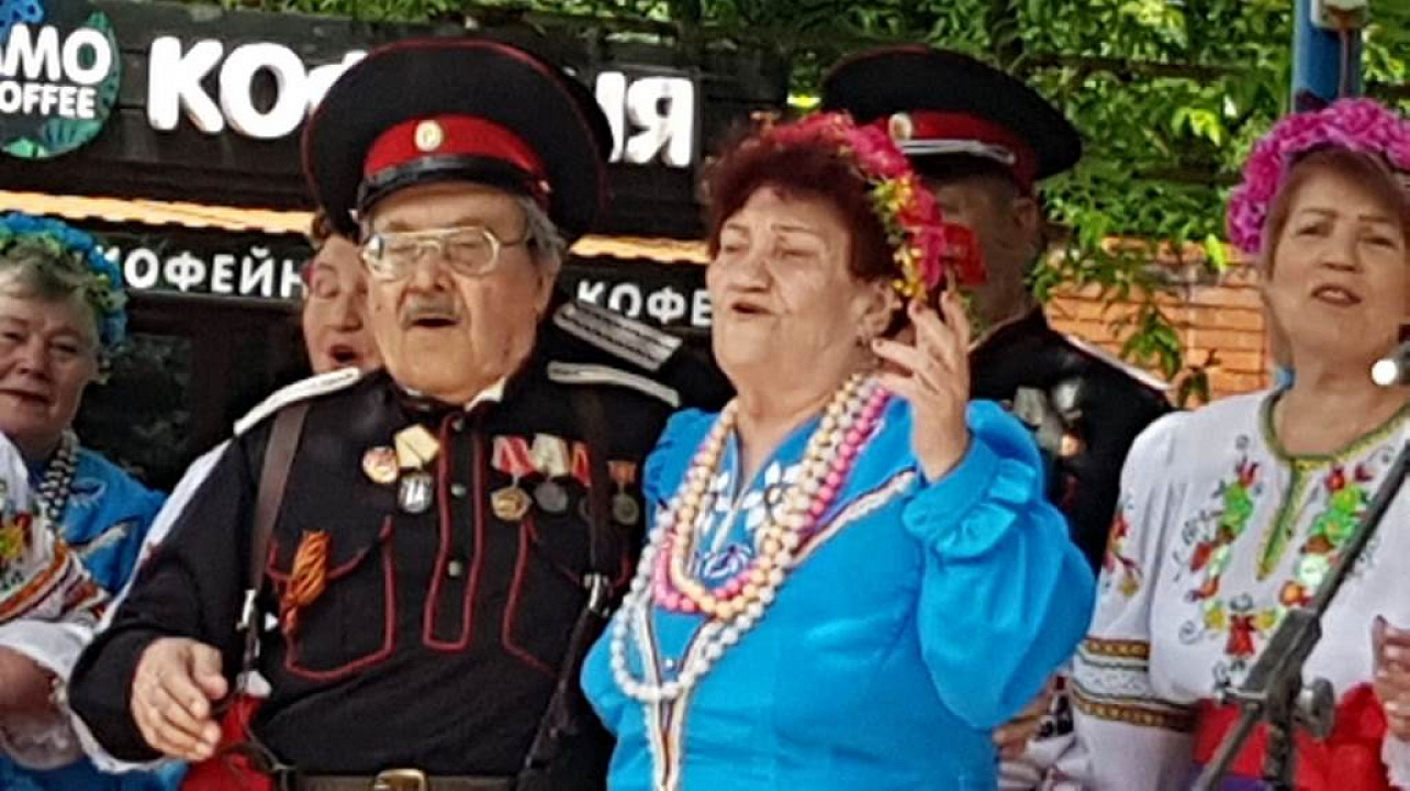 В Рождественском парке  прошел  праздничный концерт Дома культуры Западного округа