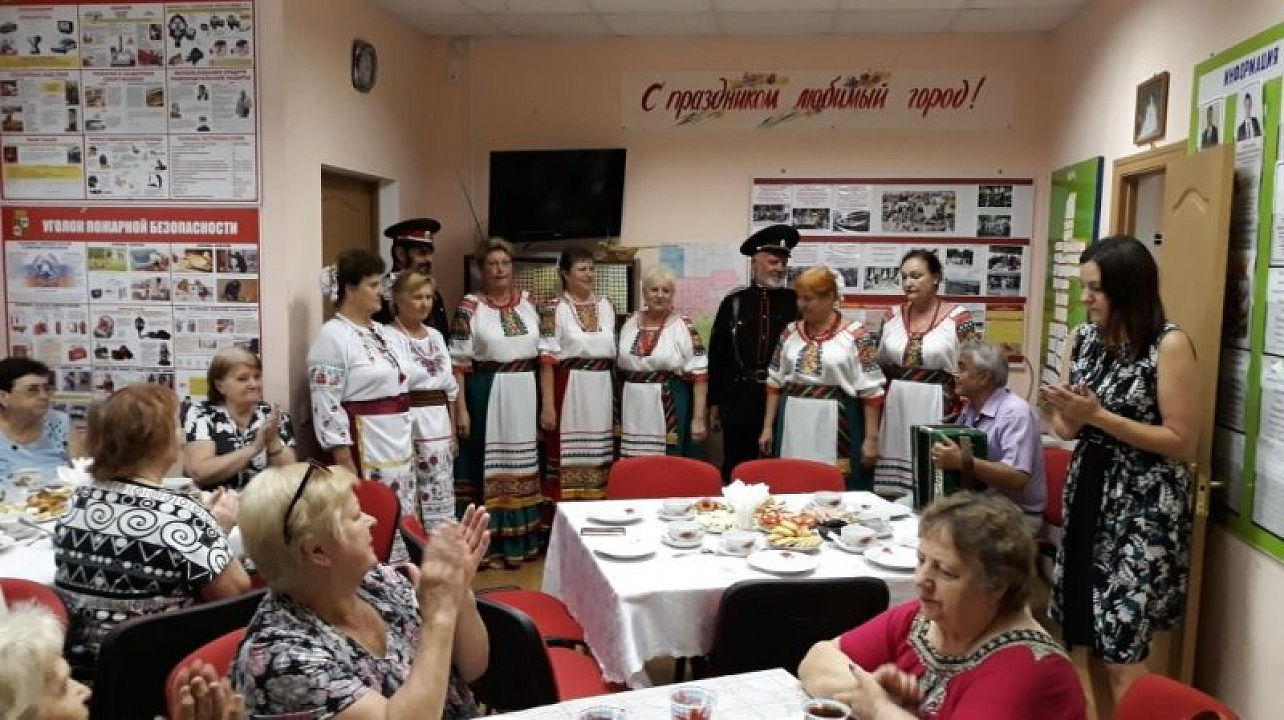 День города отметили в территориальных центрах № 33 и № 34