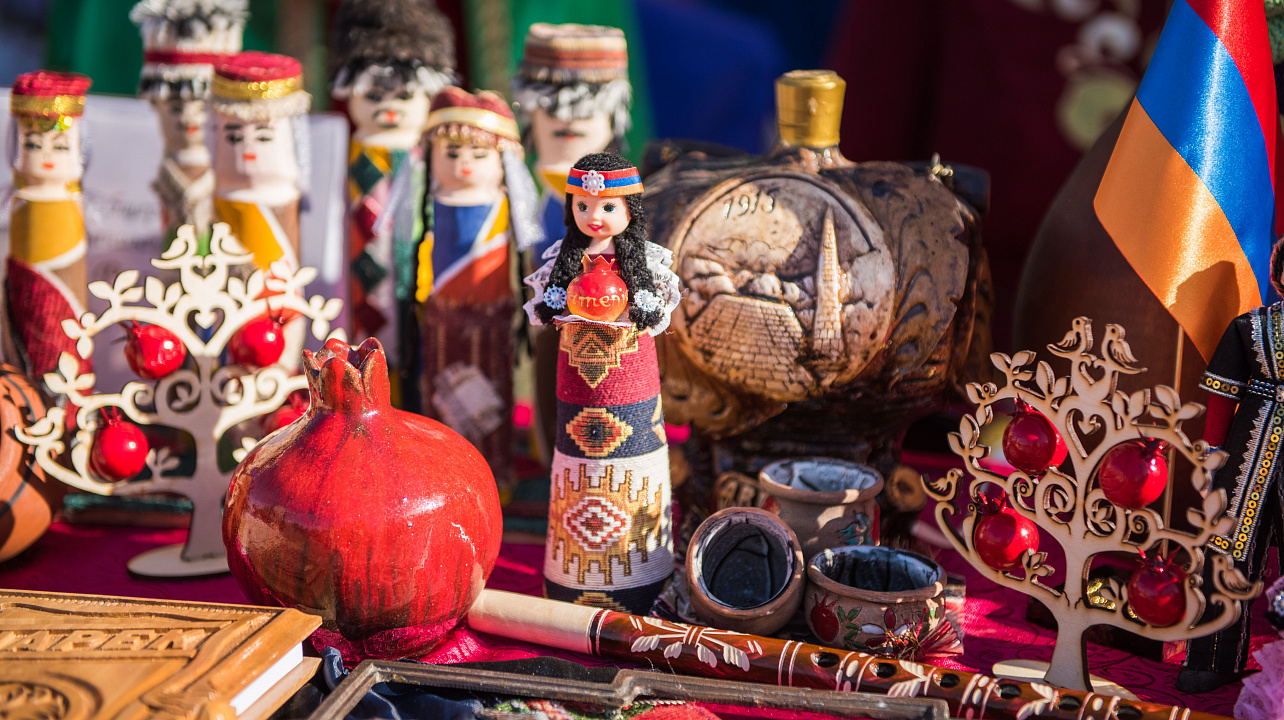 Национально-культурные объединения приняли участие в торжествах, посвящённых Дню народного единства (8).jpg