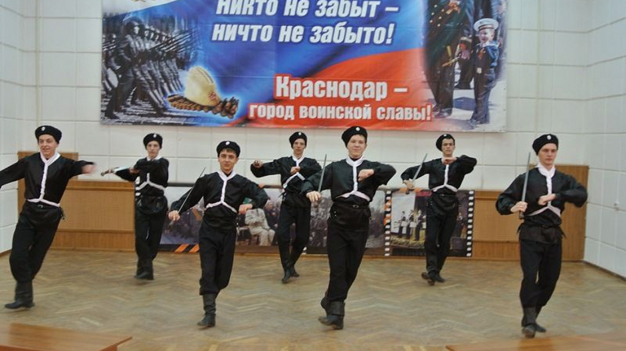 В актовом зале администрации Западного округа прошло открытое лично-командное первенство по казачьему военно-спортивному многоборью