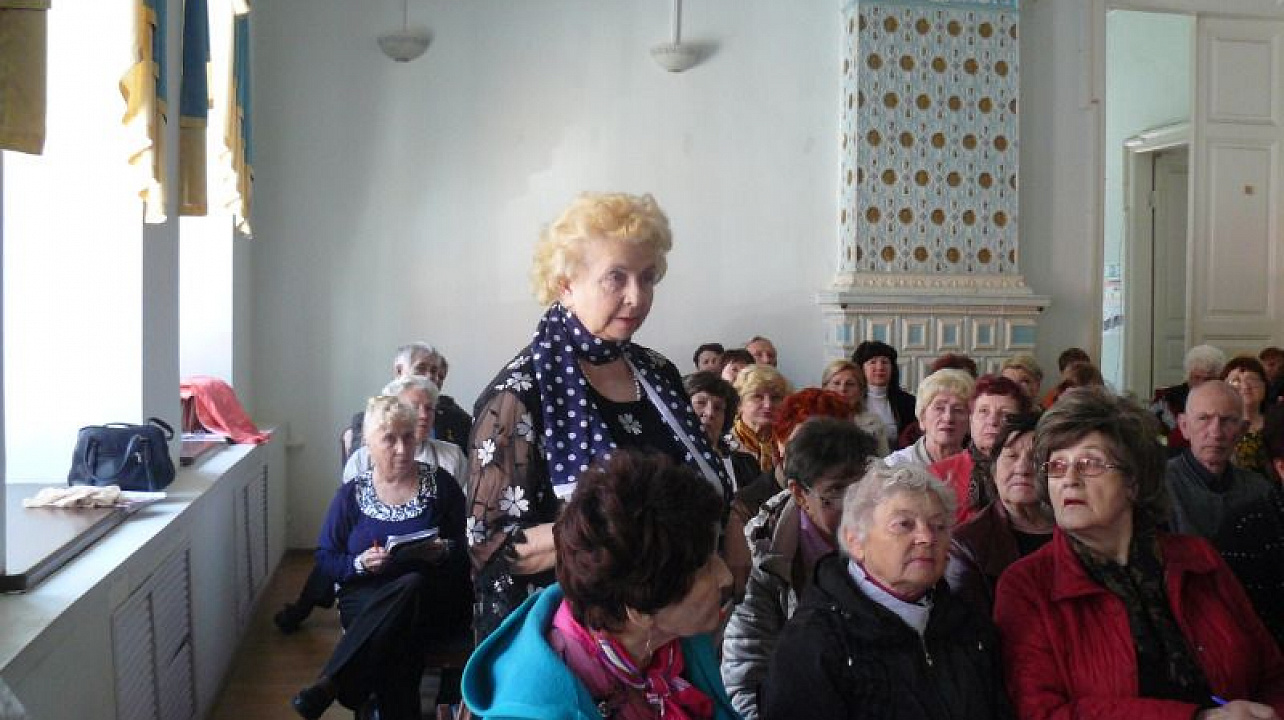 В городском Совете ветеранов прошел семинар по вопросам льготной оплаты ЖКУ.jpg