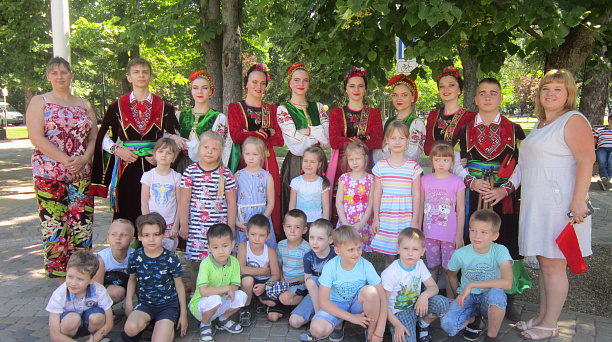 Воспитанники детского сада Западного округа принял участие в экскурсионной программе, посвященной Дню России