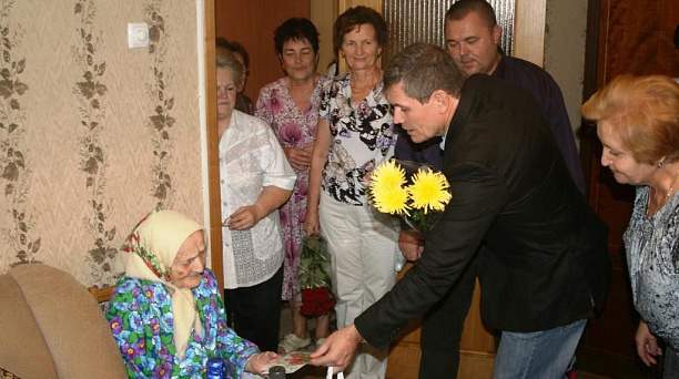Жительница Прикубанского округа Анна Козлова отметила 100-летний юбилей
