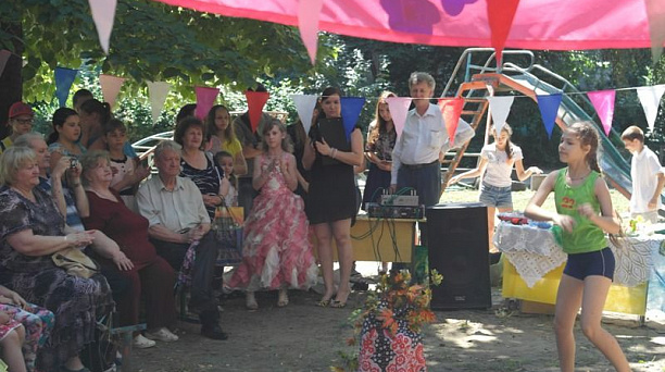 В Центральном округе прошел смотр-конкурс художественного творчества детей «Таланты нашего двора»