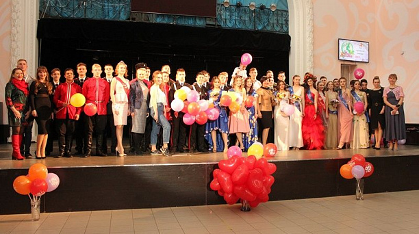 В Центральном округе прошел конкурс «Мисс Весна – 2019»