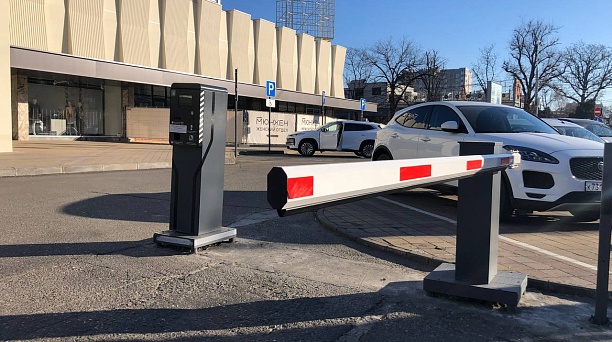 За 2024 год дорожный фонд Краснодара пополнился более чем на 823,5 млн рублей благодаря платным муниципальным парковкам