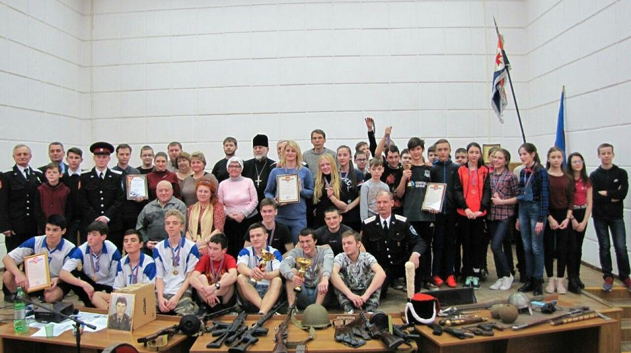 Западном округе прошли соревнования по военно-спортивному многоборью