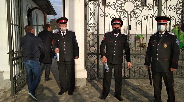 Мобильные группы самоконтроля в воскресенье, 12 апреля, патрулировали Краснодар по 84 маршрутам