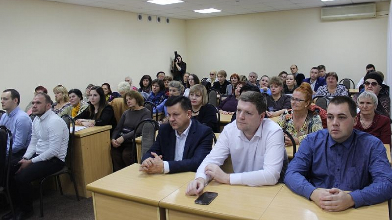 Единороссы Центрального округа города Краснодара подвели итоги года и обсудили решения XVIII Съезда партии