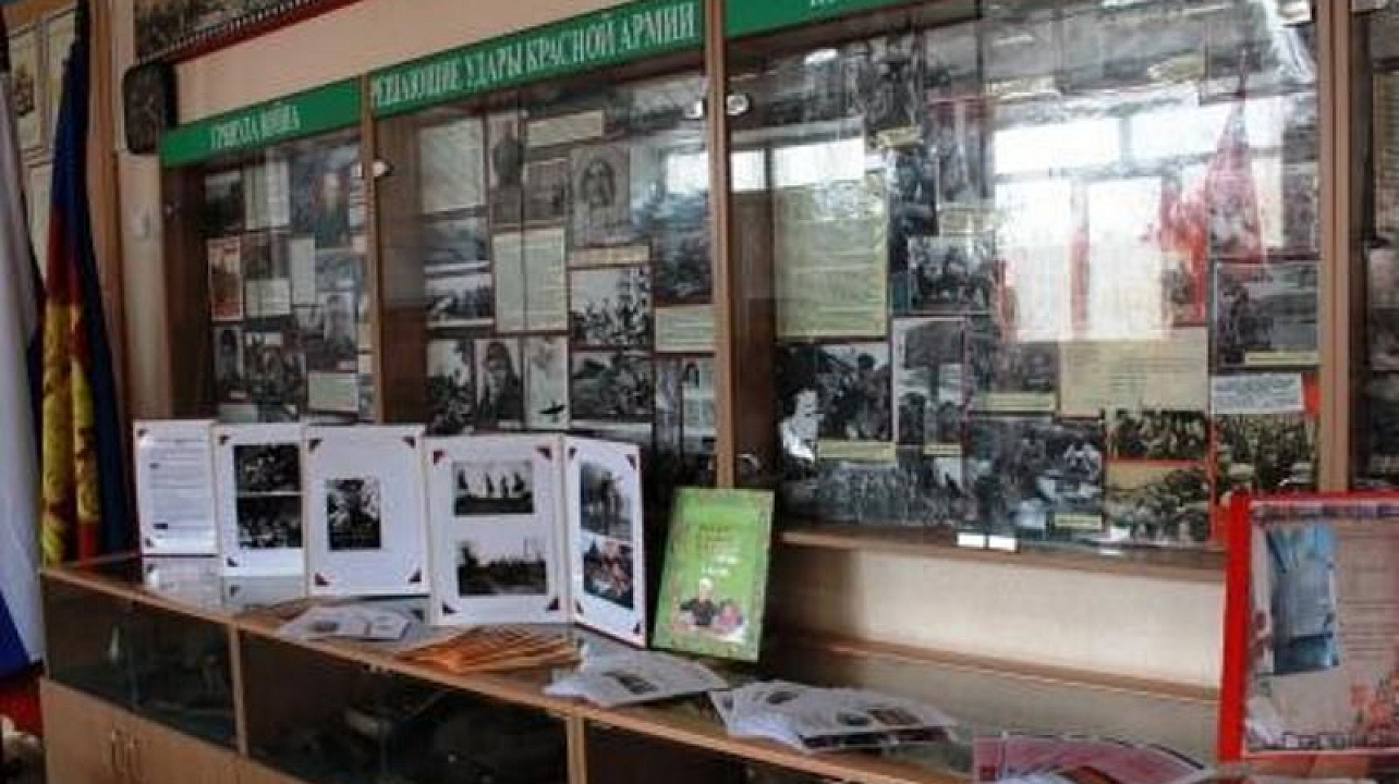 В школьном музее гимназии № 3 проходят уроки мужества