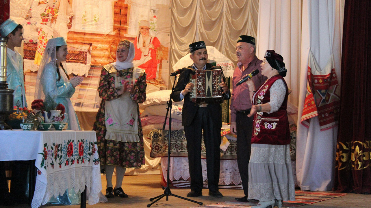 Активисты татарской общины представили театрализованную постановку (2).jpg