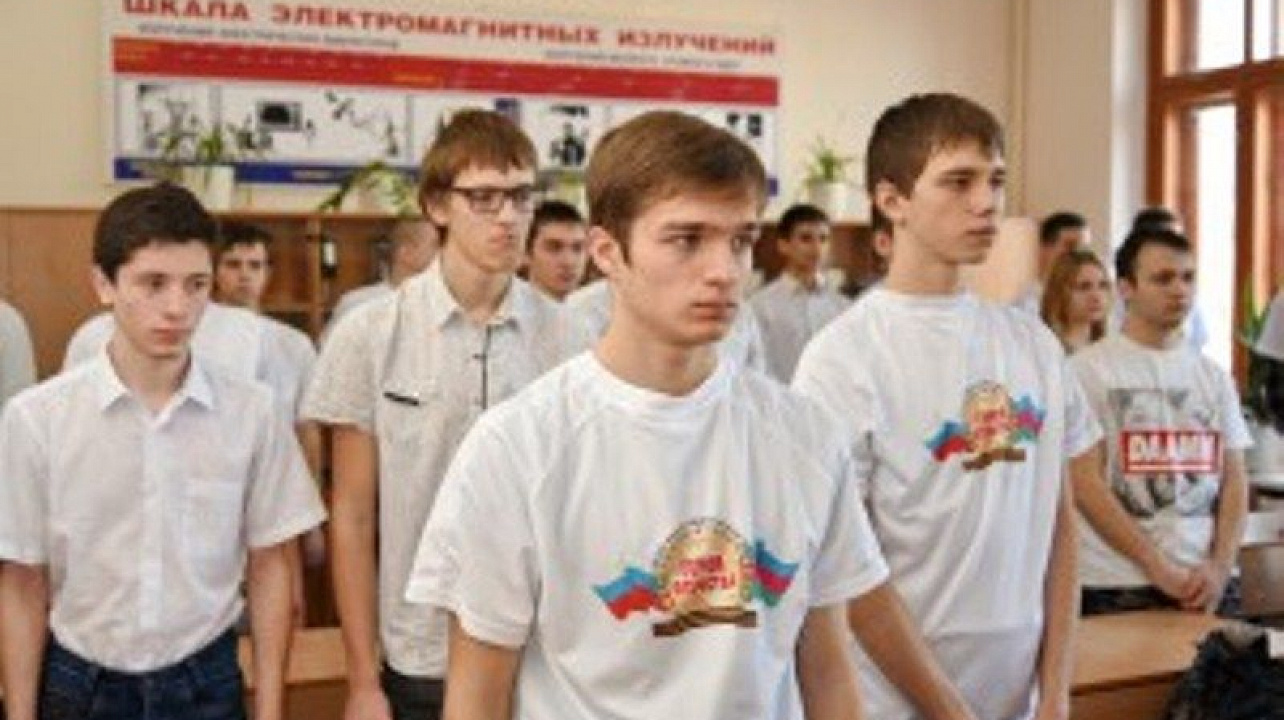 Учащиеся Краснодарского монтажного техникума встретились с Героем России