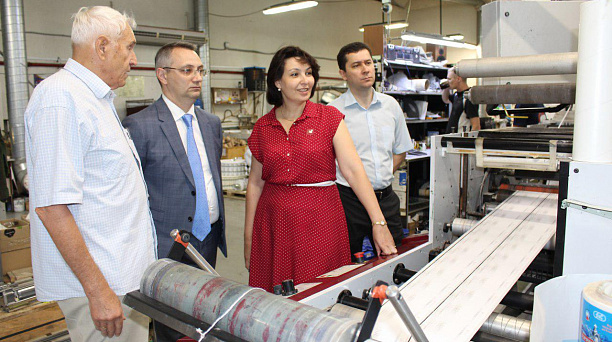 Глава Центрального округа Елена Малова посетила «Печатный дом»