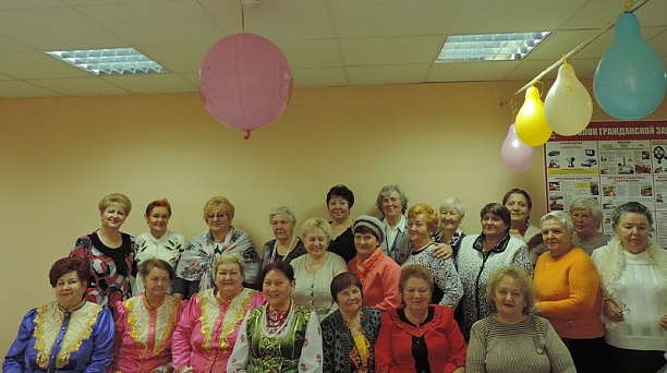 В Центральном округе прошло мероприятие, посвященное Дню матери