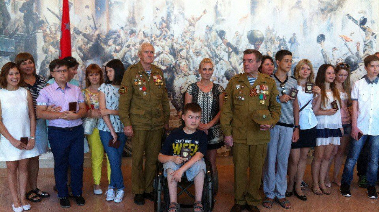 Юным жителям Прикубанского округа вручили паспорта в торжественной обстановке