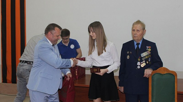 Юным жителям Центрального округа вручили первые паспорта