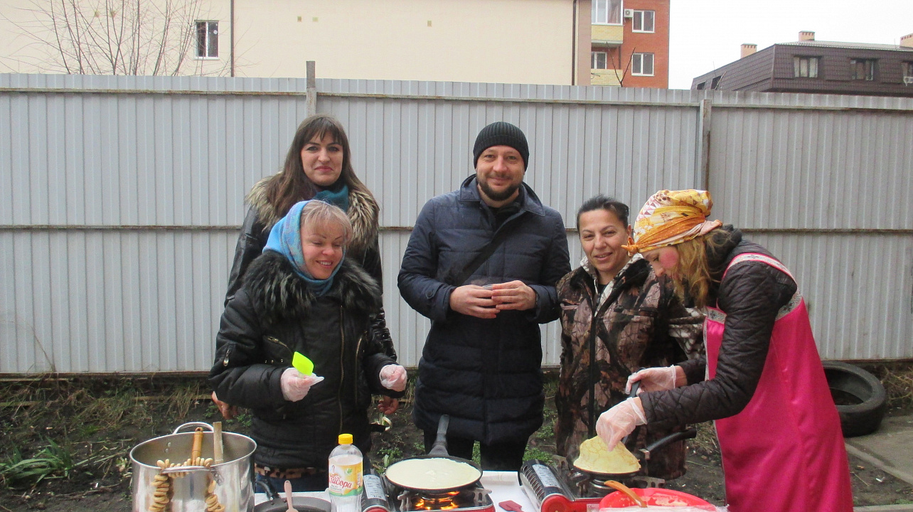 Масленица в поселке Российском