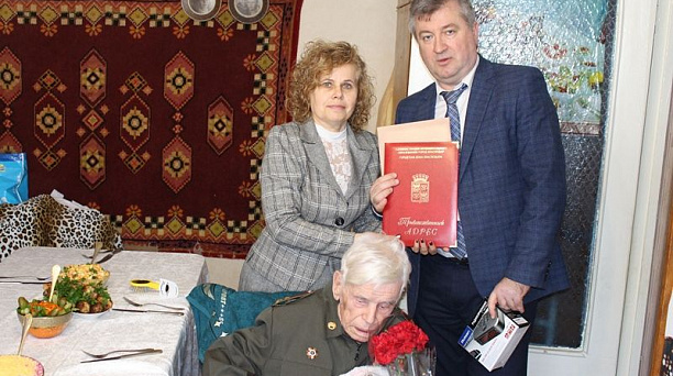 Участнику Сталинградской битвы Александру Александровичу Лауданскому исполнилось 100 лет