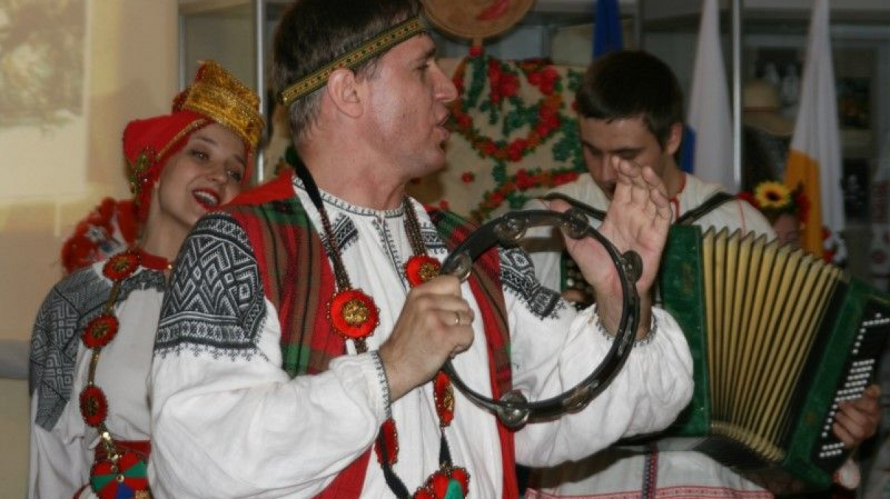 Славянские общественные объединения отметили Масленицу (4).JPG