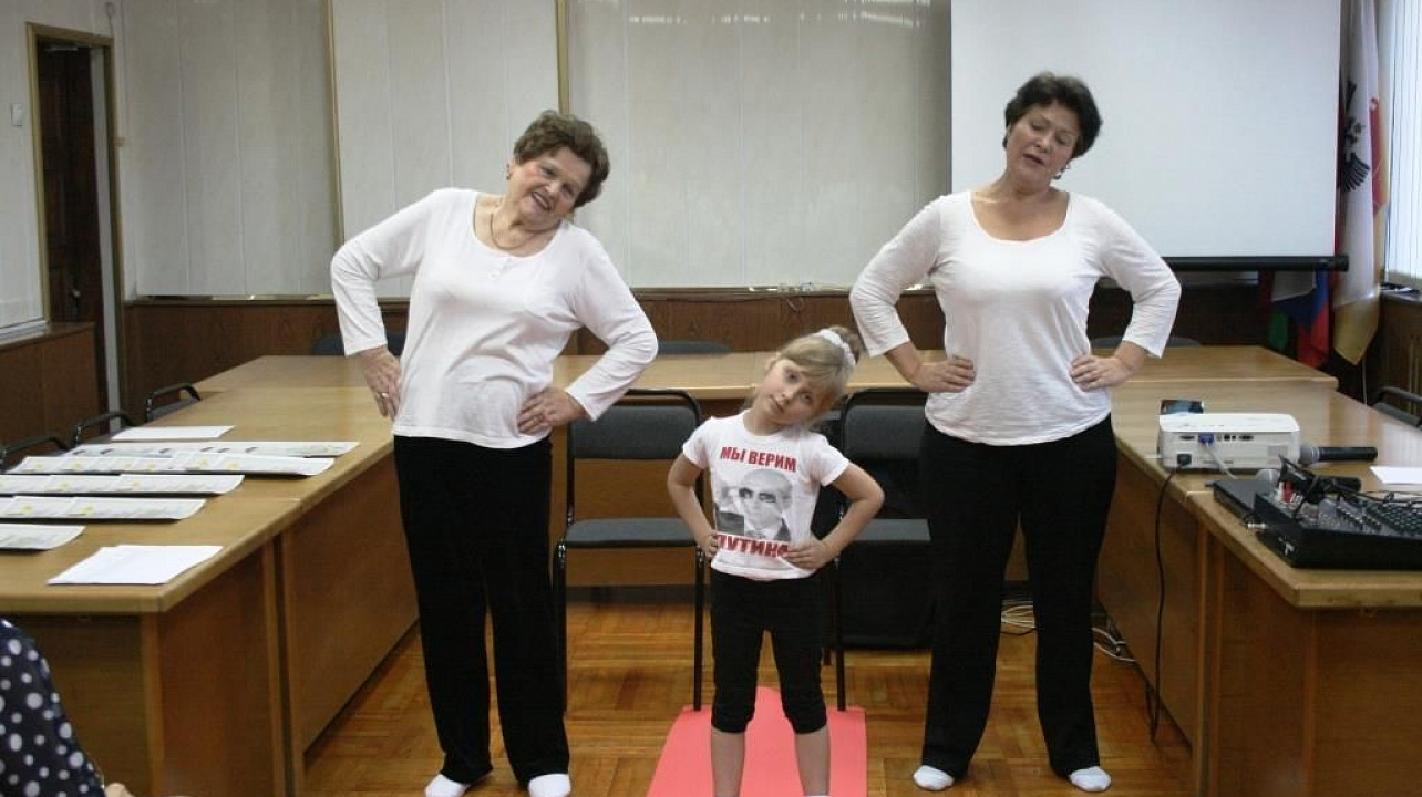 В Прикубанском округе наградили победителей творческого конкурса ко Дню народного единства