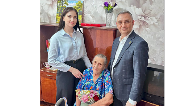 Участнице Великой Отечественной войны, Почетному гражданину города Краснодара Надежде Семёновне Топтуновой сделали ремонт квартиры